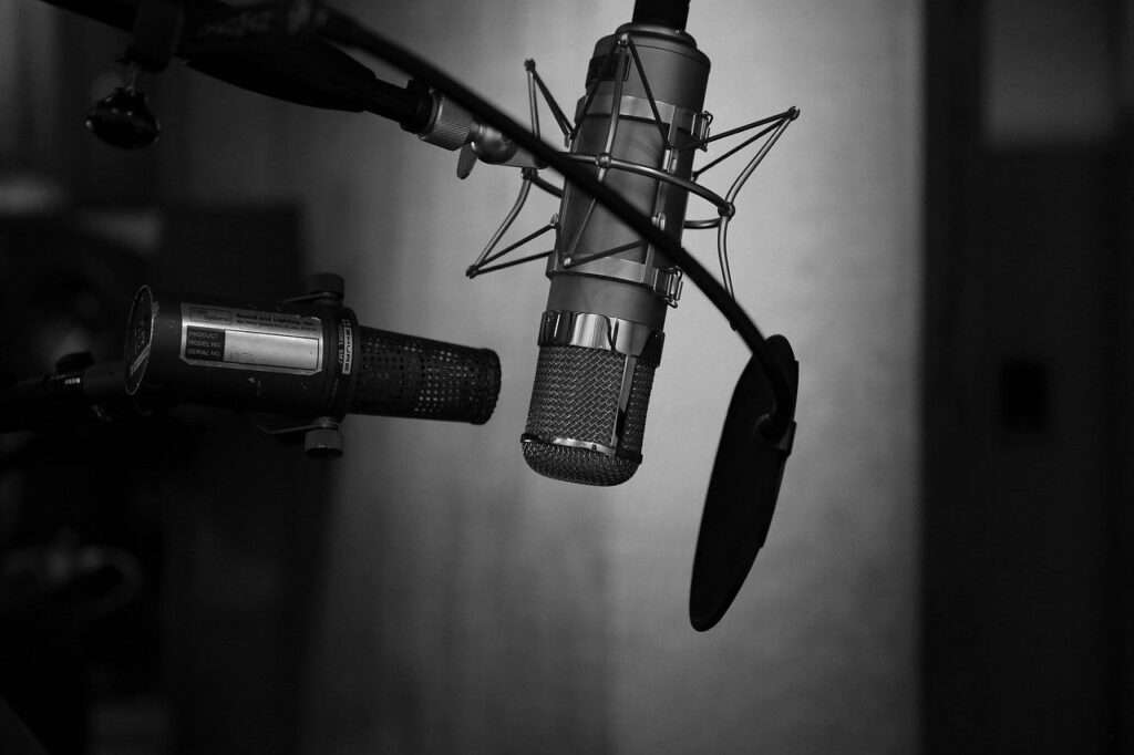 podcast, recording studio, microphone-8281777.jpg